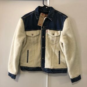 NWT Levi’s Ex-Boyfriend Pieced Sherpa Jacket